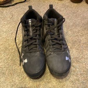 Underarmour football cleats